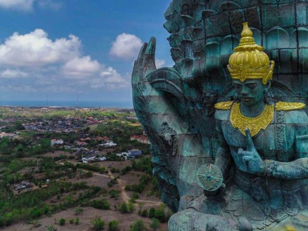 Buka Kembali Hari Ini! Intip Destinasi yang Cocok Buat Liburan Akhir Tahun di Bali: GWK Cultural Park